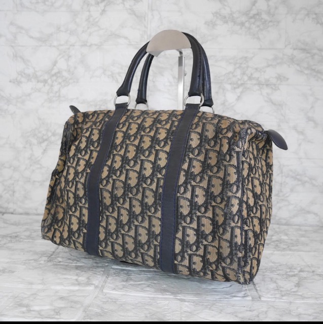 Recently sourced vintage bag 2
